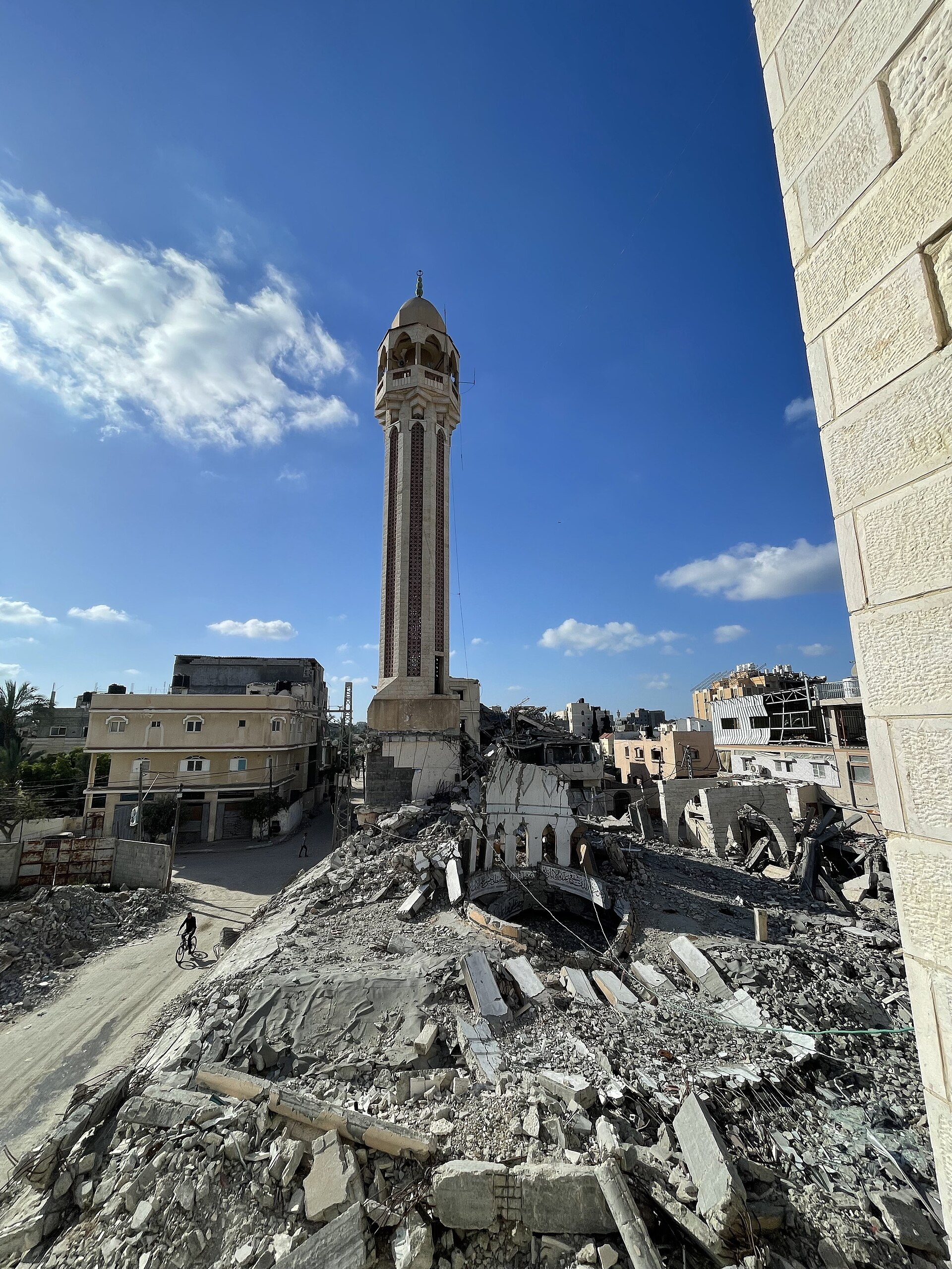 Imagem de referência relacionada a Deir al-Balah, item descrito como registro de referência sobre Deir al-Balah, organizado a partir de dados estruturados abertos