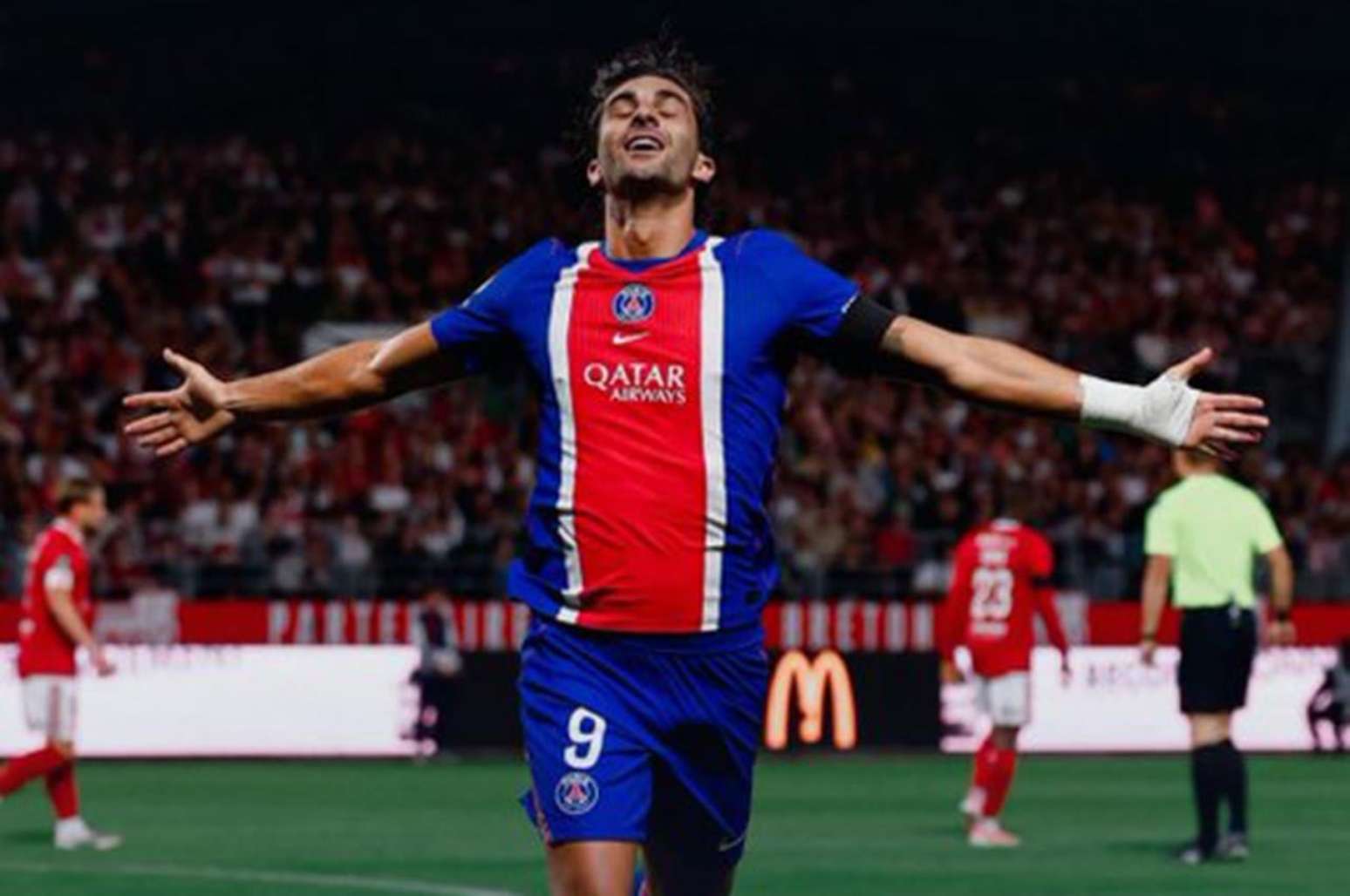 Ferran Torres faz o gol da vit&oacute;ria do PSG &ndash;