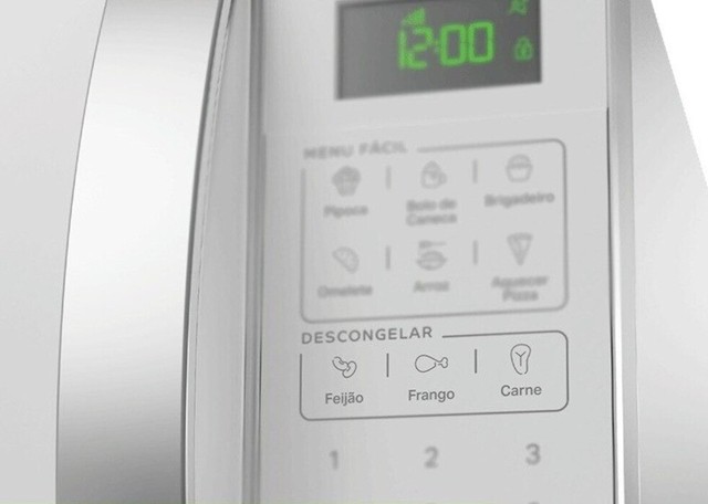 Como descongelar frango no micro-ondas: veja jeito certo de fazer