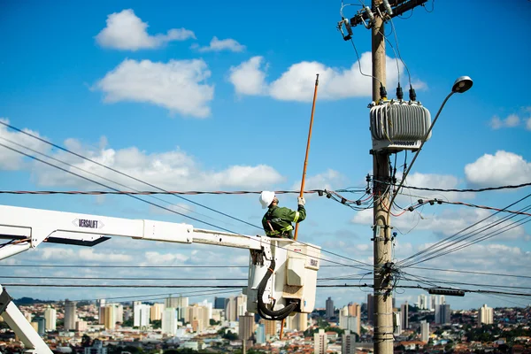 Áreas da Vila Planalto ficam 10 horas sem energia nesta segunda-feira