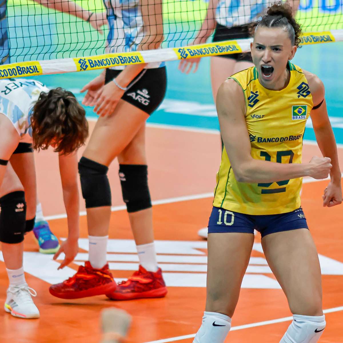 Brasil vence Argentina no vôlei feminino e garante vaga nas Olimpíadas