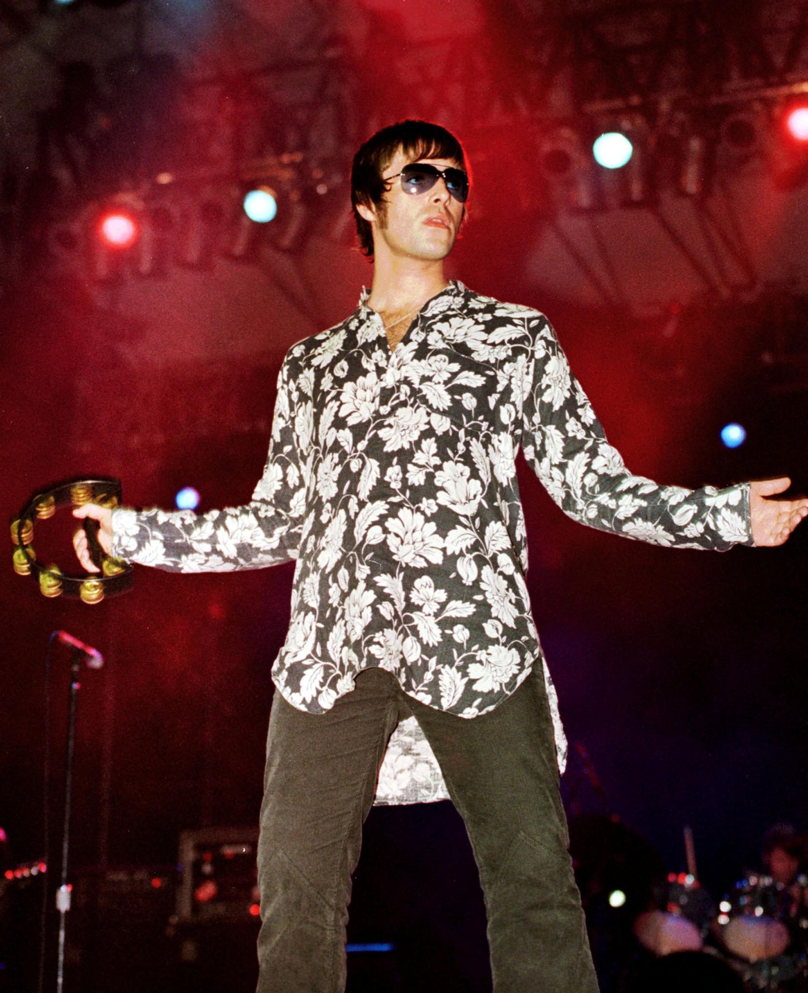 Liam Gallagher durante show da banda Oasis em janeiro de 2001, na Venezuela — Foto: Andrew Alvarez / AFP