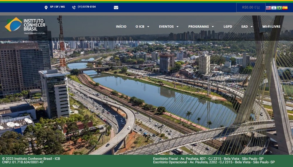 Página inicial do site do Instituto Conhecer Brasil, ONG ligada à empresária Karina Ferreira Gama, produtora do filme sobre Jair Bolsonaro — Foto: Reprodução