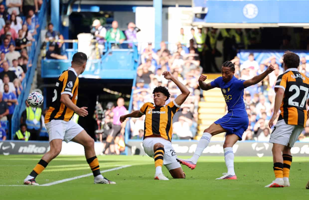 Hull surpreende o Chelsea com um duplo de Mohamed Belloumi antes que João Pedro salve um ponto