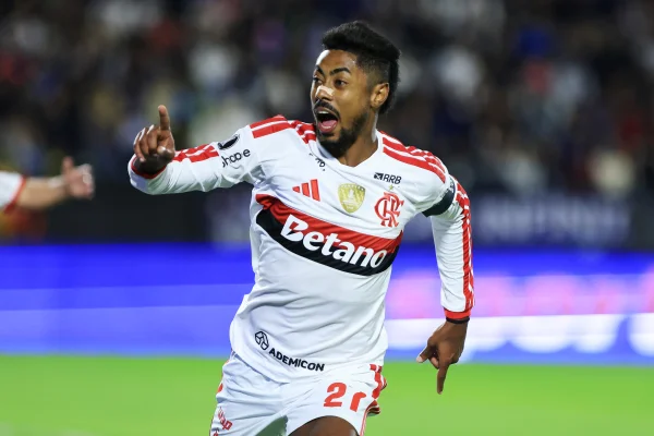 Teste de DNA descarta Bruno Henrique como pai da filha de influenciadora