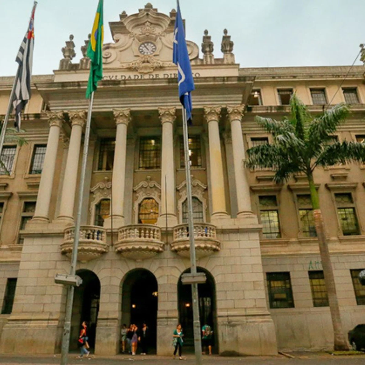 STF não pode se curvar a paixões políticas, diz Faculdade de Direito da USP