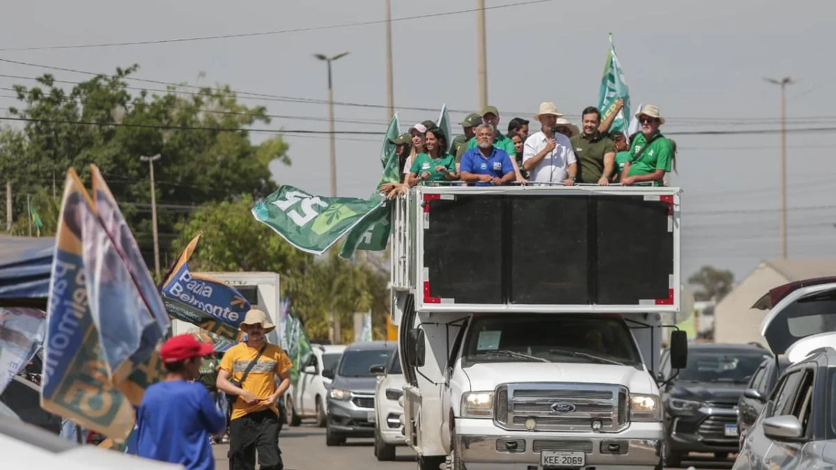 Em Vicente Pires, Arruda promete regularizar lotes pelo preço da terra nua