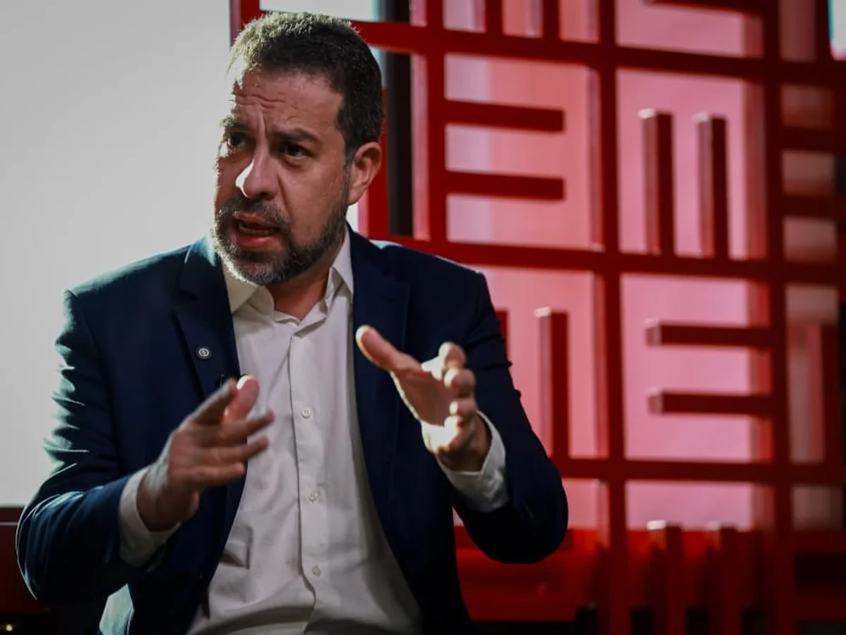Boulos afirma que decisão de Dino "restabelece a autonomia dos Poderes"