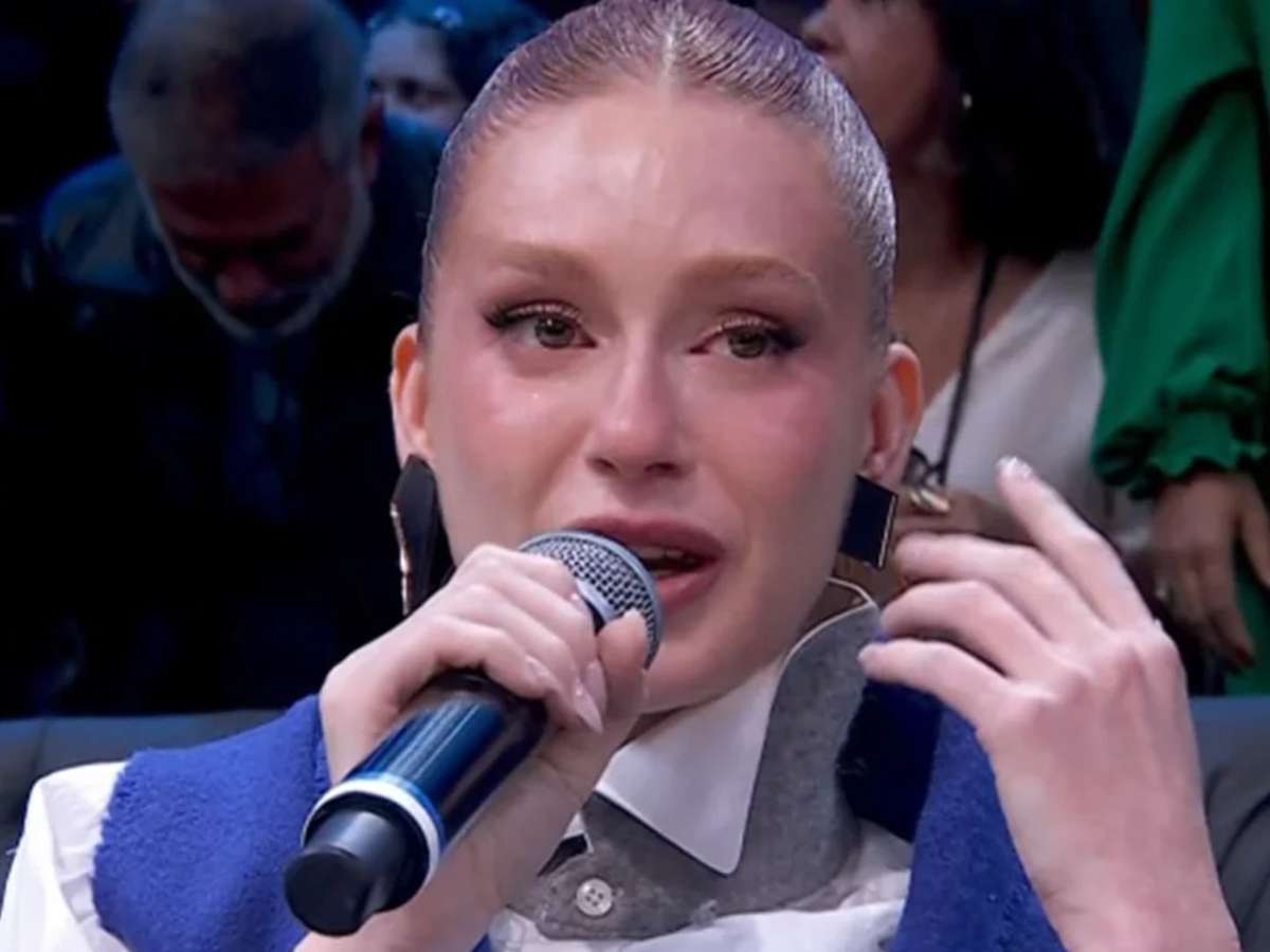 Passou vergonha? Marina Ruy Barbosa chora em 14 segundos no Domingão e web reage: 'Parece'